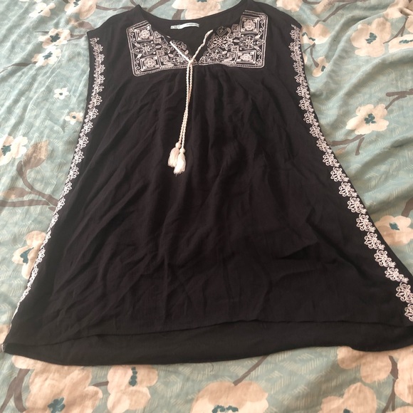Maurices Tops - 5 FOR $30 Maurices small cover up